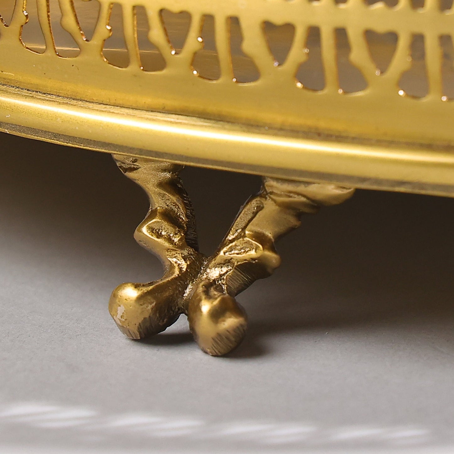 Decorative Serving Tray – Elegant Tableware for Weddings & Special Occasions