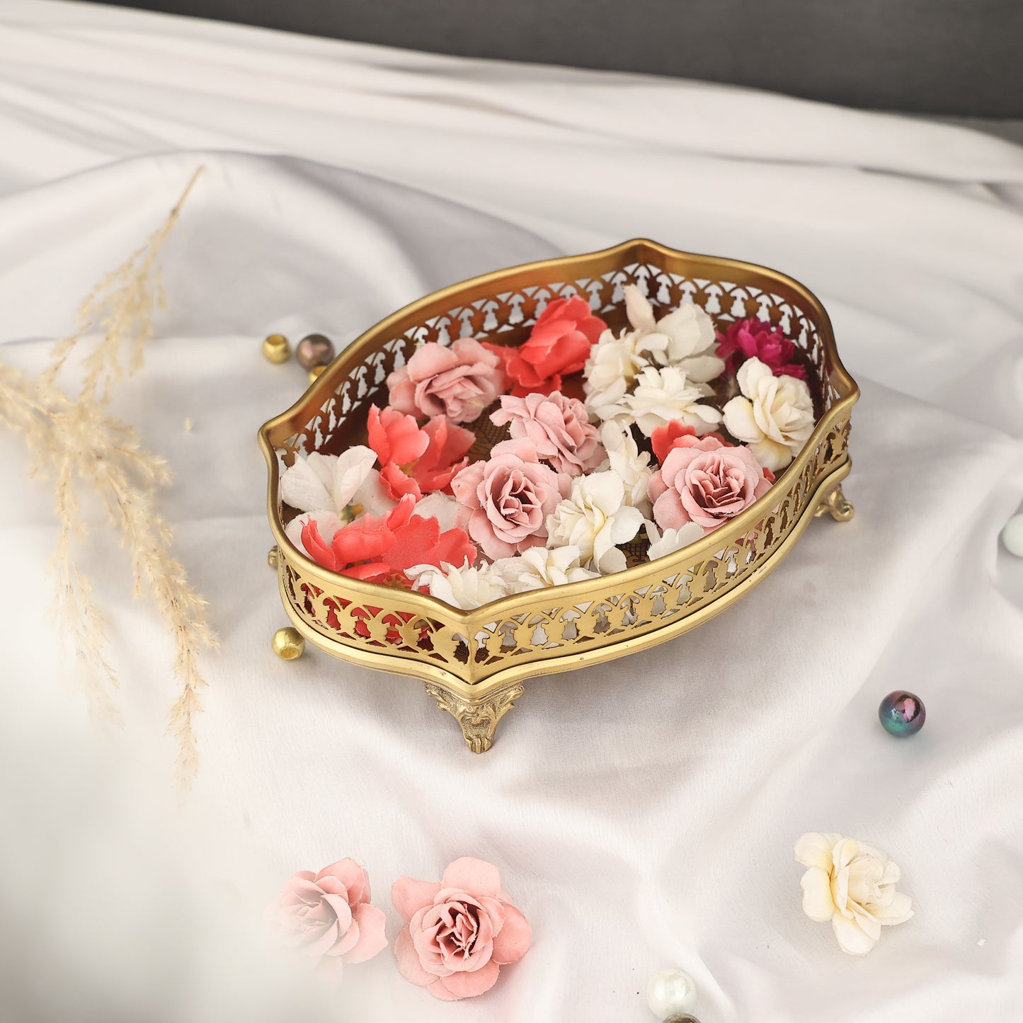 Luxury Vintage Brass Oval Serving Tray – Luxury Decorative Serving Centerpiece