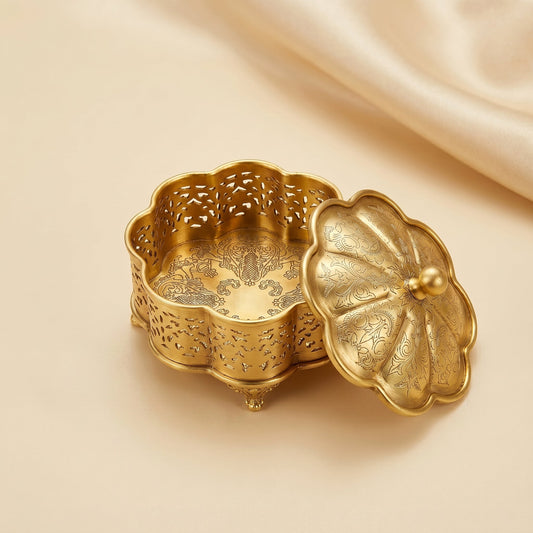 Discover Timeless Elegance: The Handcrafted Vintage Brass Box That Elevates Every Space