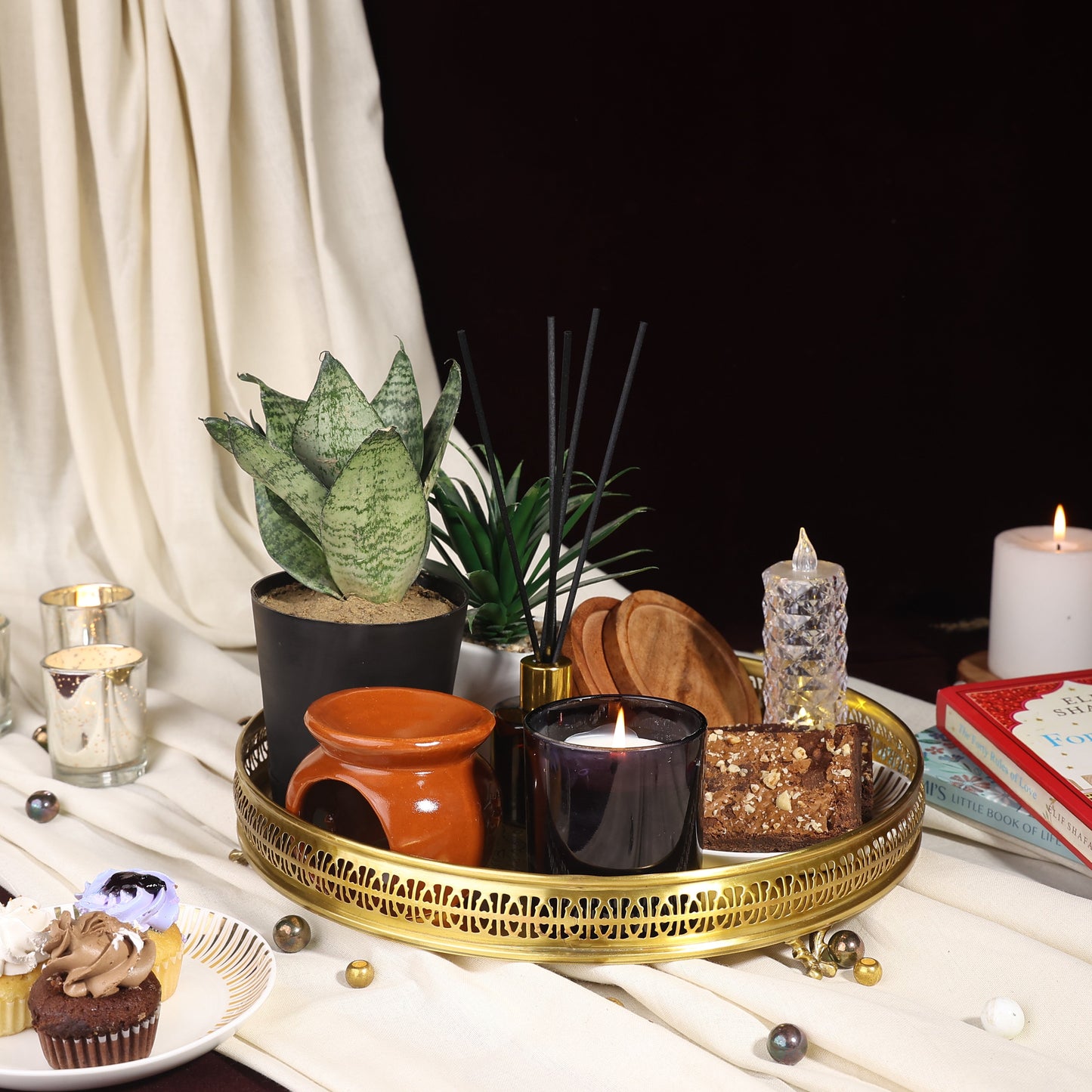 Decorative Serving Tray – Elegant Tableware for Weddings & Special Occasions