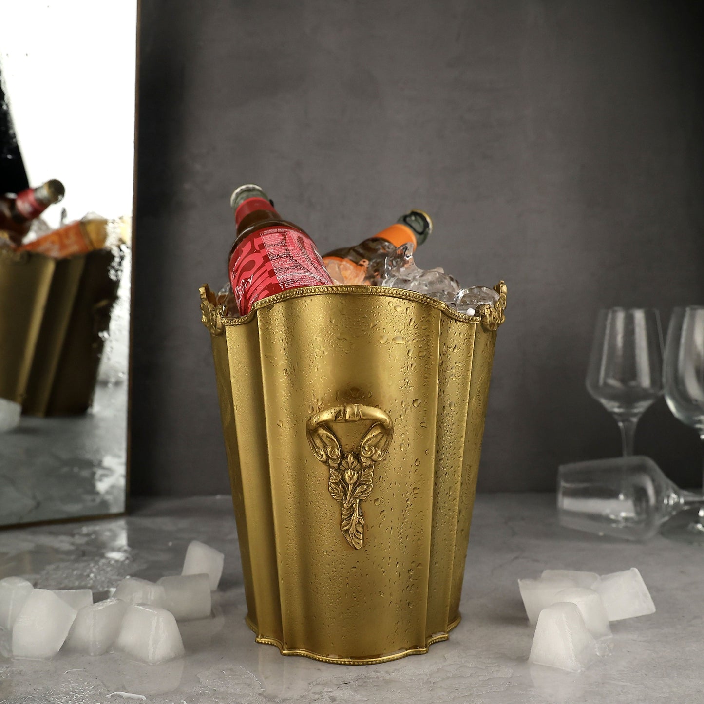 Wine Coolers Bucket – Elegant Barware Set & Luxurious Home Décor