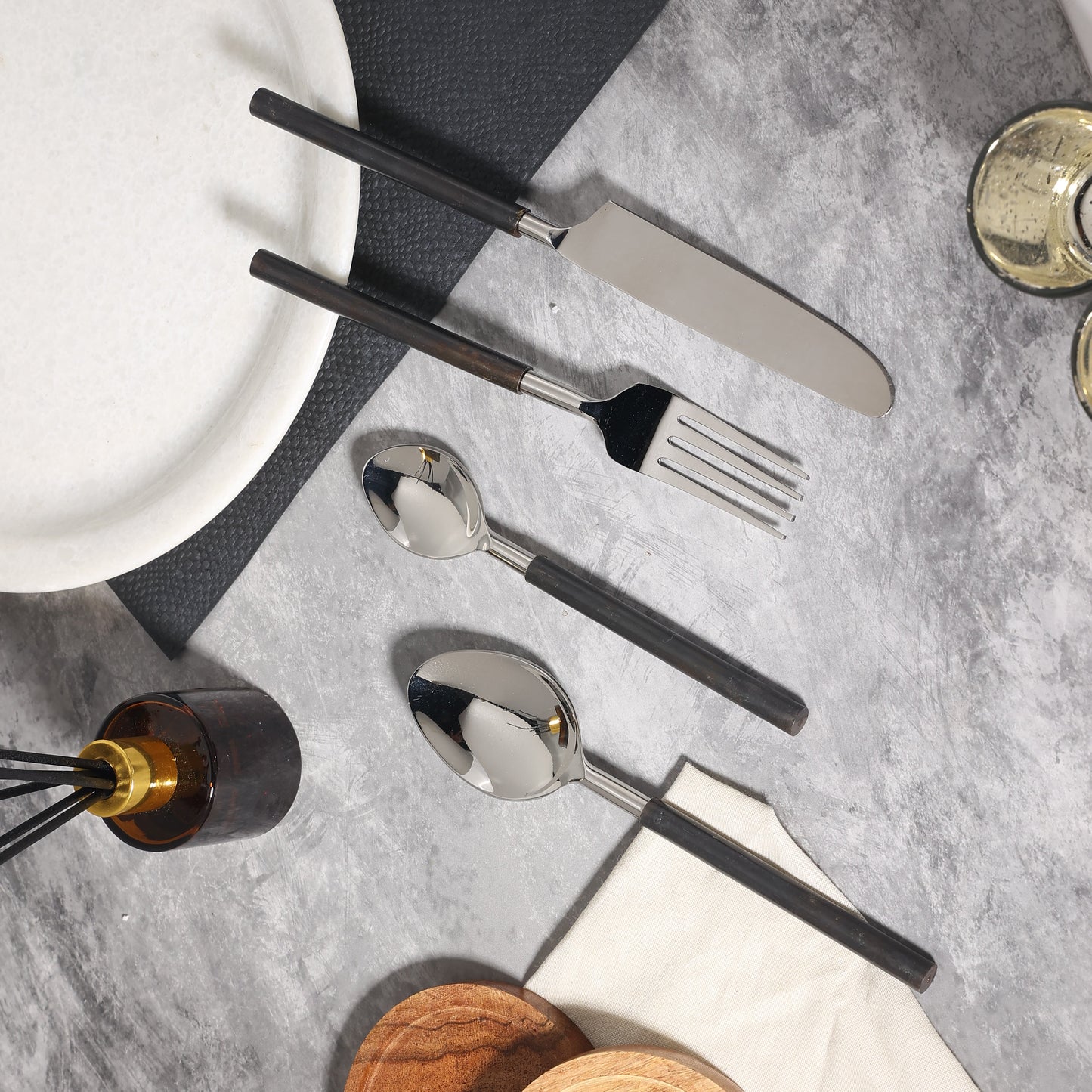 Designer Vintage Gold Tableware Online