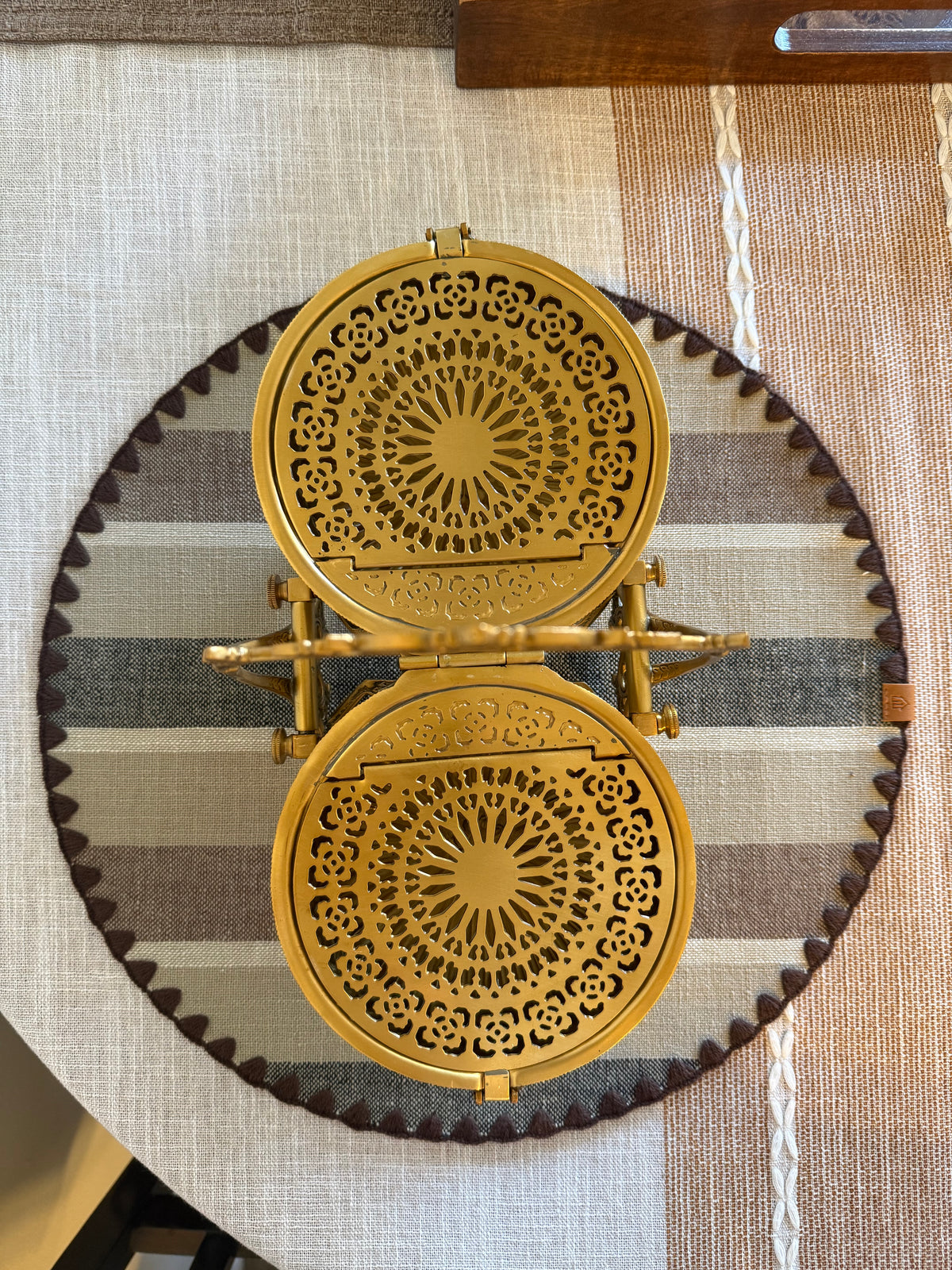 Victorian Brass Biscuit Warmer – Antique Style Table Centerpiece & Decorative Home Accent