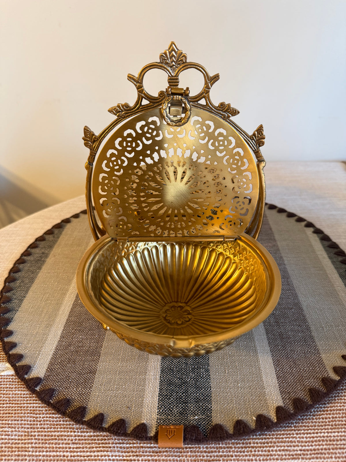 Victorian Brass Biscuit Warmer – Antique Style Table Centerpiece & Decorative Home Accent