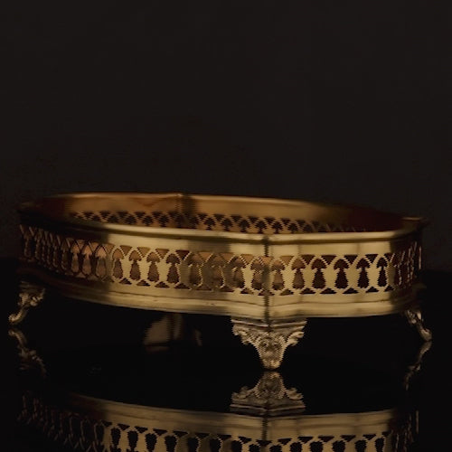 Brass Oval Tray – Elegant Decorative Tableware for Your Home
